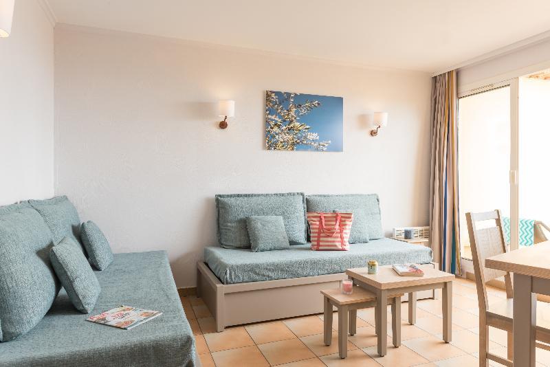 Pierre & Vacances Residence Les Rivages Des Issambres レ・ズィサンブル エクステリア 写真